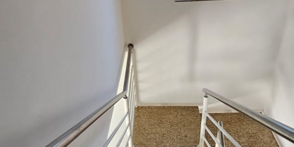 05