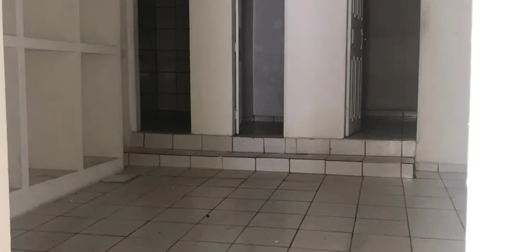imgi_15_04